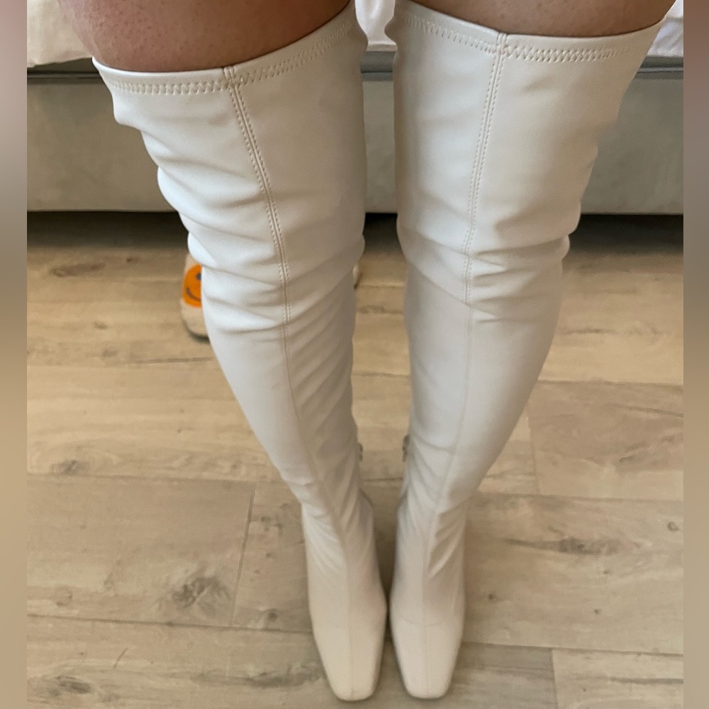 Steve Madden prowl bone size 9 thigh high boots